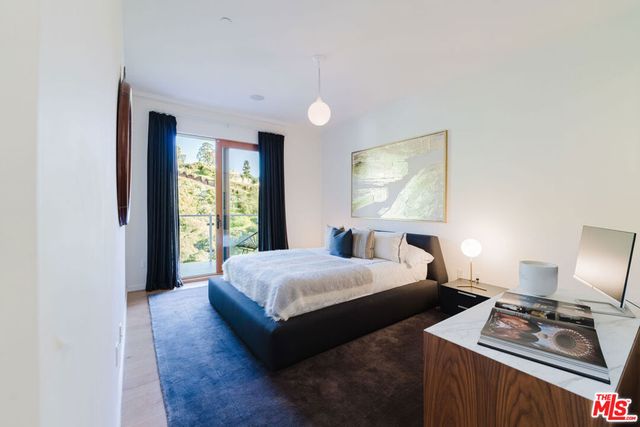 10110 Cielo Drive, Beverly Hills, CA 90210