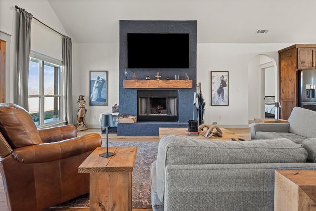 618 Minnis Road, Collinsville, TX 76233