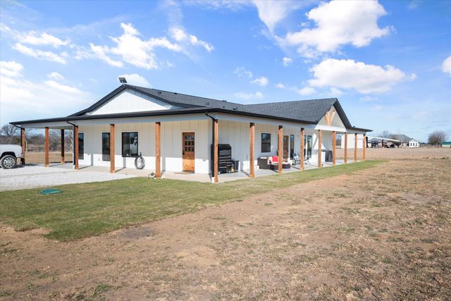 618 Minnis Road, Collinsville, TX 76233