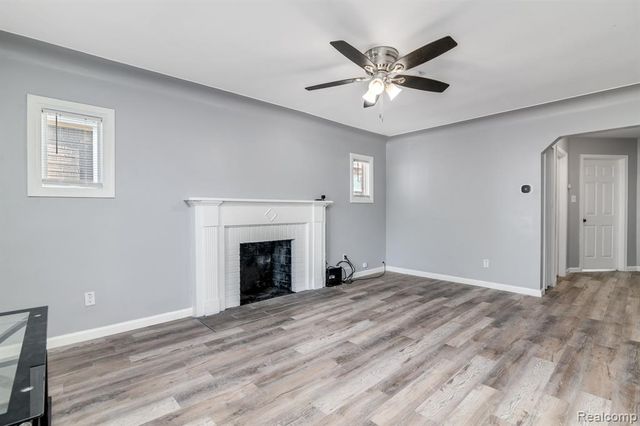 15810 Robson Street, Detroit, MI 48227