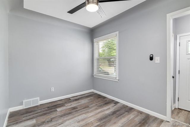 15810 Robson Street, Detroit, MI 48227