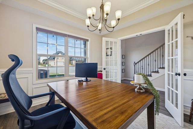 542 Low Country Ct, Clarksville, TN 37042