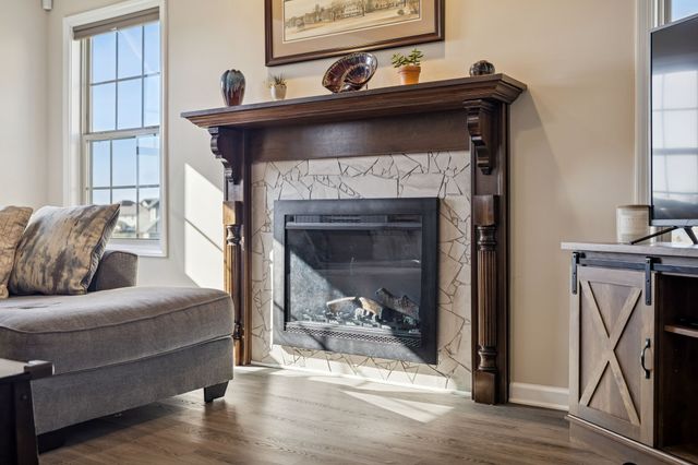 542 Low Country Ct, Clarksville, TN 37042