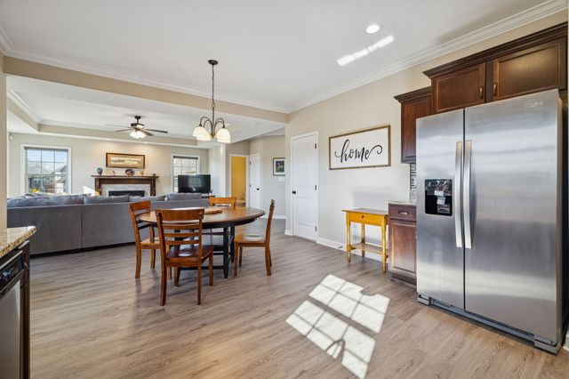 542 Low Country Ct, Clarksville, TN 37042