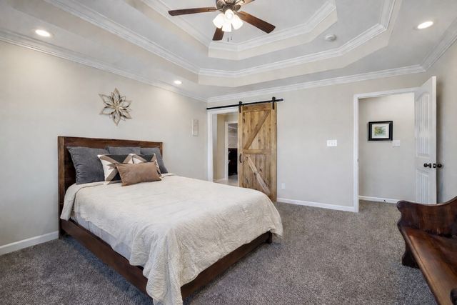 542 Low Country Ct, Clarksville, TN 37042