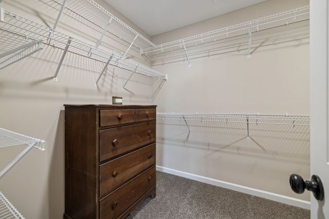 542 Low Country Ct, Clarksville, TN 37042