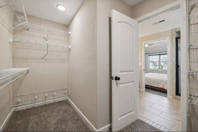 542 Low Country Ct, Clarksville, TN 37042