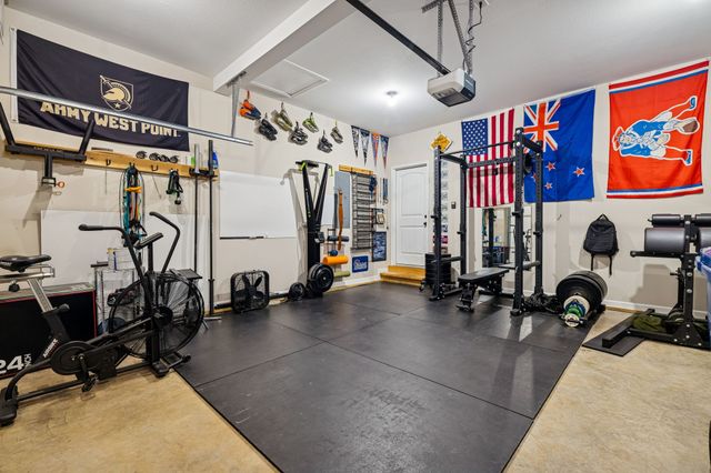 542 Low Country Ct, Clarksville, TN 37042