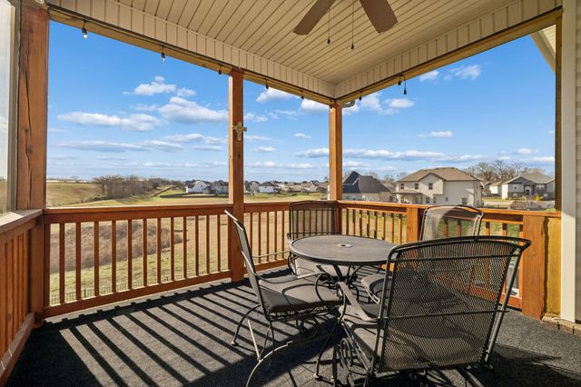 542 Low Country Ct, Clarksville, TN 37042