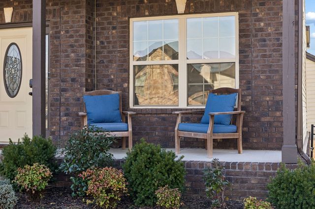 542 Low Country Ct, Clarksville, TN 37042