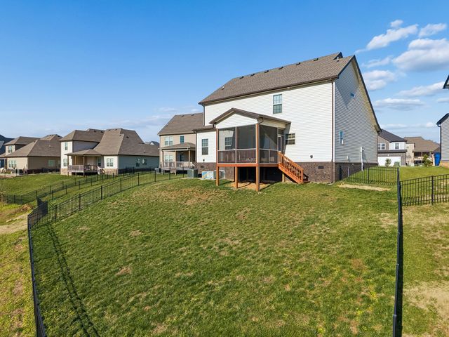 542 Low Country Ct, Clarksville, TN 37042