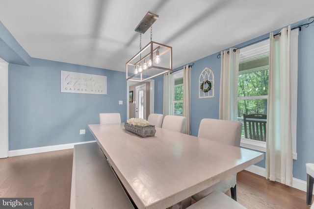 18 COUNTRY CLUB LN, Marlton, NJ 08053
