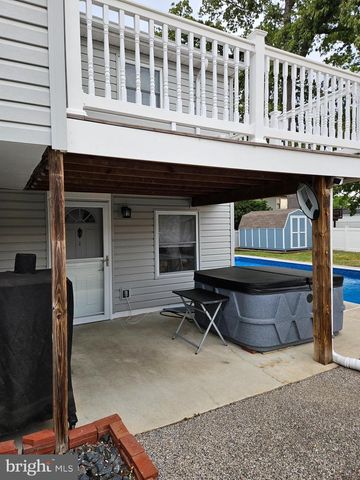 7947 ROXBURY DR, Glen Burnie, MD 21061