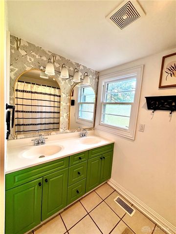 1310 Marshall Road, Troy, OH 45373