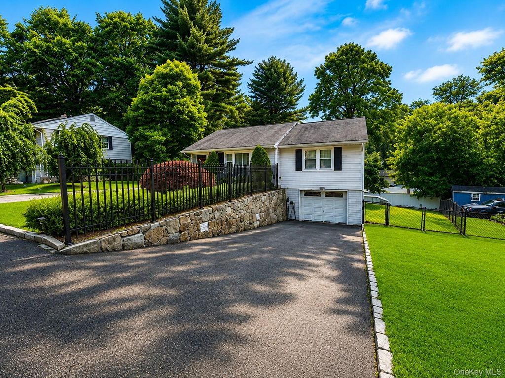 3 School Street, Cortlandt Manor, NY 10567 — exterior