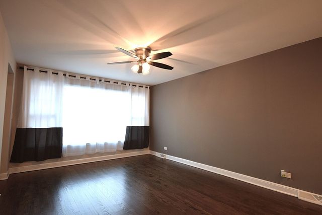 3133 W 101st Place, Evergreen Park, IL 60805