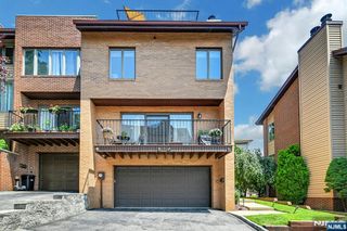 9 Yorkview Drive A3, Edgewater, NJ 07020