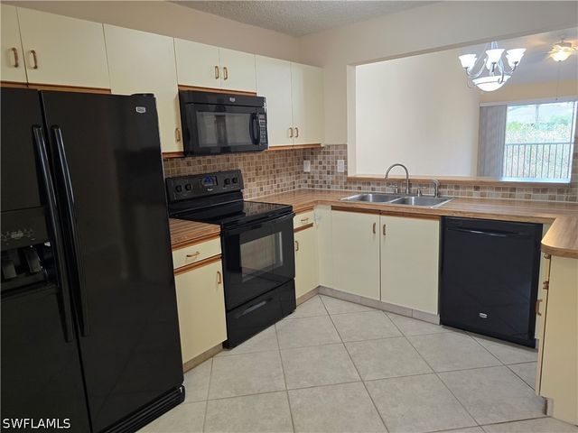 5741 Whitaker RD D203, Naples, FL 34112