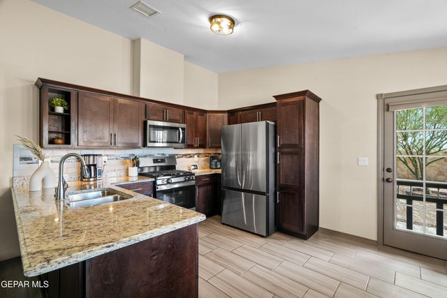 2840 TIERRA BENJI Place, El Paso, TX 79938