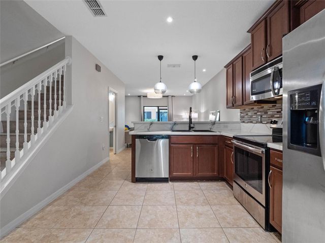 2240 TRILLIUM PARK LANE, Sanford, FL 32773