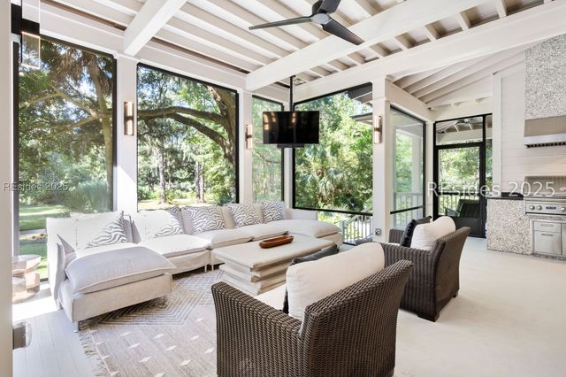 303 Spring Island Dr, Okatie, SC 29909