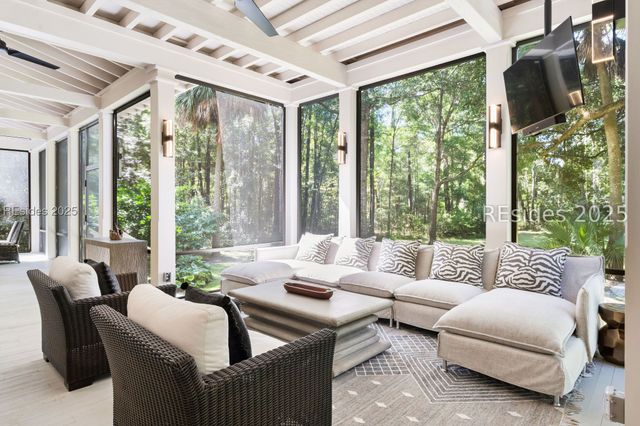 303 Spring Island Dr, Okatie, SC 29909