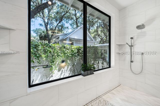 303 Spring Island Dr, Okatie, SC 29909