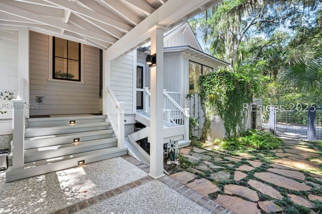 303 Spring Island Dr, Okatie, SC 29909