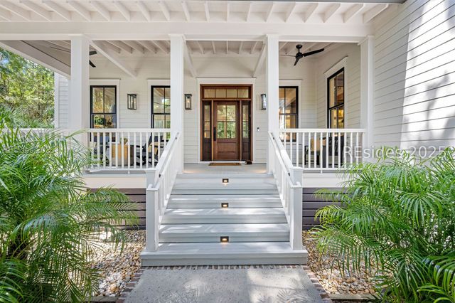 303 Spring Island Dr, Okatie, SC 29909