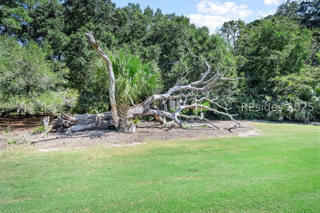 303 Spring Island Dr, Okatie, SC 29909