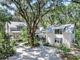 303 Spring Island Dr, Okatie, SC 29909