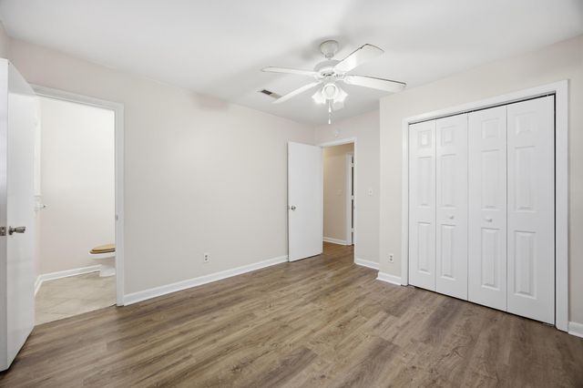 202 Elliott Drive, Ladson, SC 29456