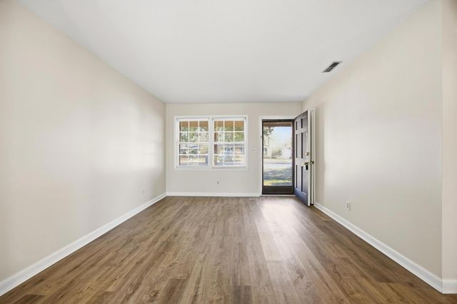 202 Elliott Drive, Ladson, SC 29456