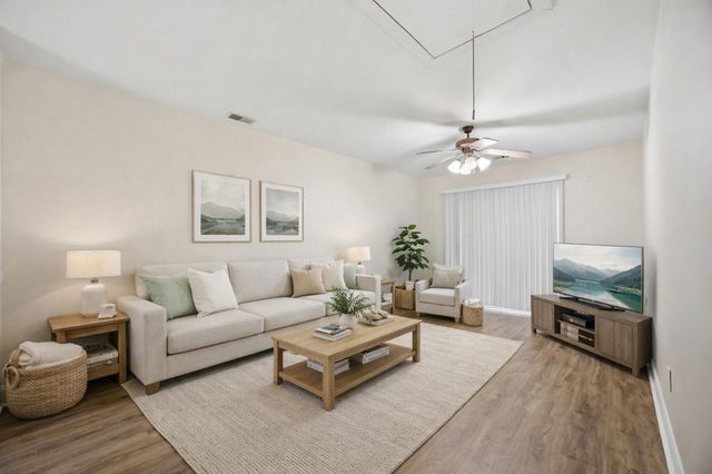 202 Elliott Drive, Ladson, SC 29456