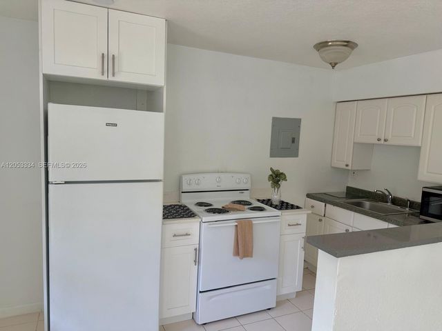 1240 NE 12th Ave 1-5, Fort Lauderdale, FL 33304