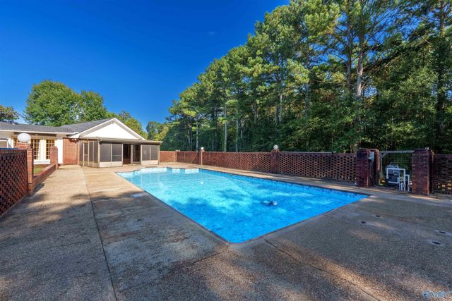 5580 County Road 200, Florence, AL 35633