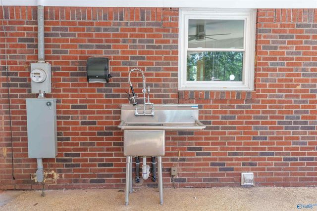 5580 County Road 200, Florence, AL 35633