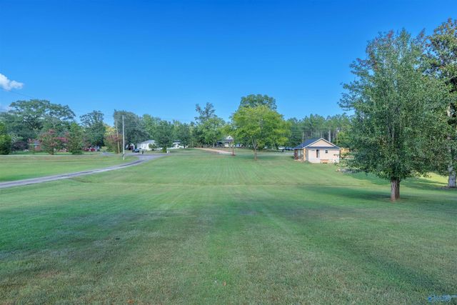 5580 County Road 200, Florence, AL 35633
