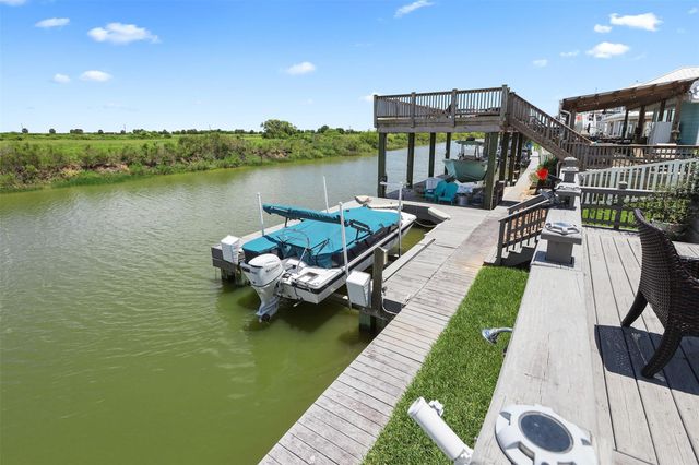 5321 Brigantine Cay Court, Texas City, TX 77590