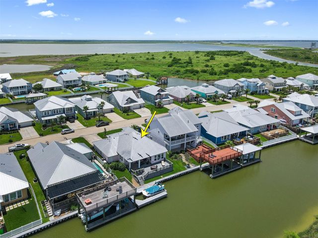 5321 Brigantine Cay Court, Texas City, TX 77590