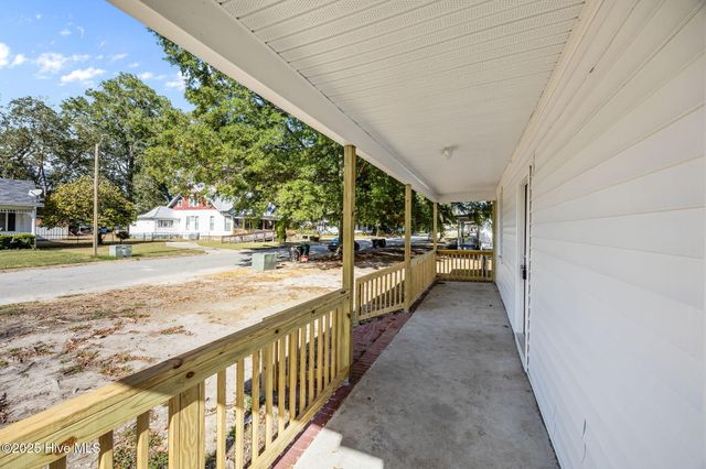 505 W Walnut Street, Tarboro, NC 27886