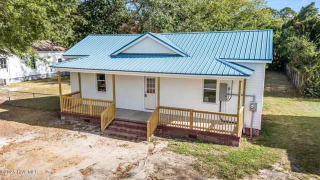 505 W Walnut Street, Tarboro, NC 27886