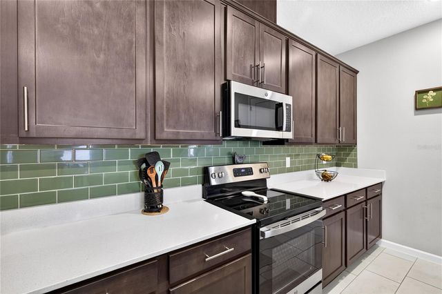 3625 SUBLETT LOOP, Tavares, FL 32778