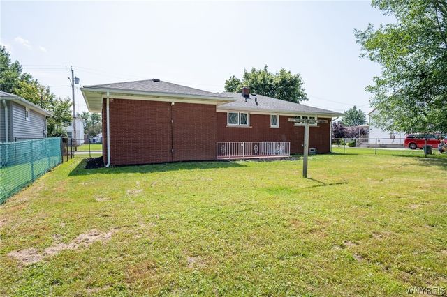 28 Evergreen Place, Cheektowaga, NY 14225
