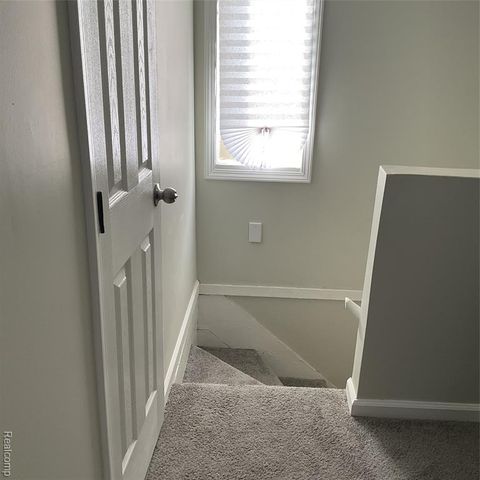 16744 Fenmore Street, Detroit, MI 48235