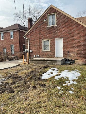 16744 Fenmore Street, Detroit, MI 48235