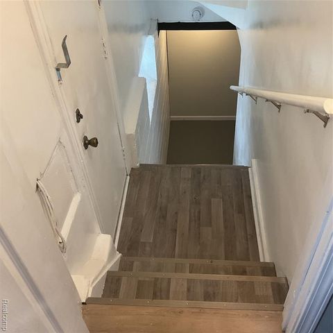 16744 Fenmore Street, Detroit, MI 48235