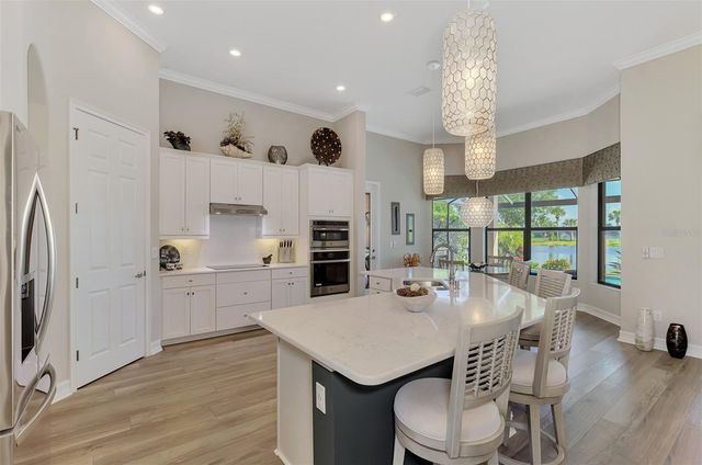 10800 WHISK FERN DRIVE, Venice, FL 34293