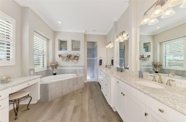 10800 WHISK FERN DRIVE, Venice, FL 34293