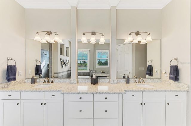 10800 WHISK FERN DRIVE, Venice, FL 34293
